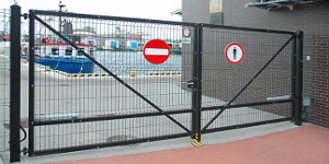 Ворота распашные для 2D и 3D ограждений в Энгельсе